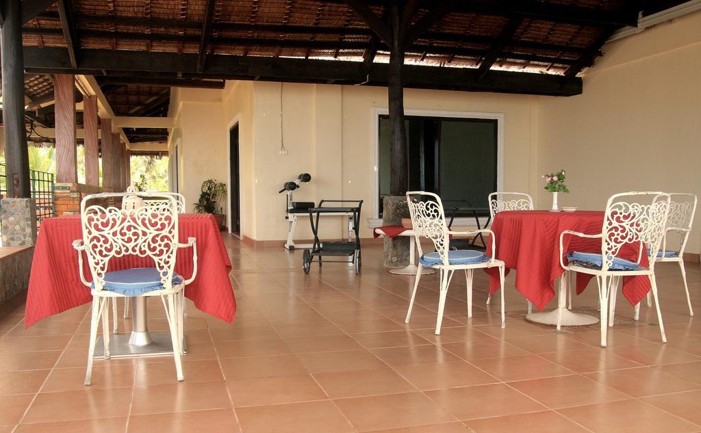 Le Palme Beach Resort Pandan Esterno foto