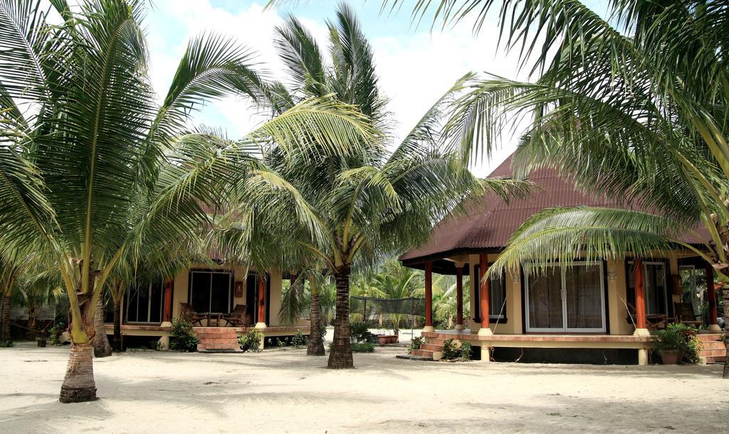 Le Palme Beach Resort Pandan Esterno foto